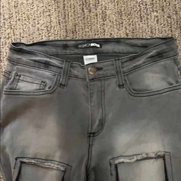Fashion Nova Gray Distressed Jeans Skinny size 5 - Picture 5 of 9